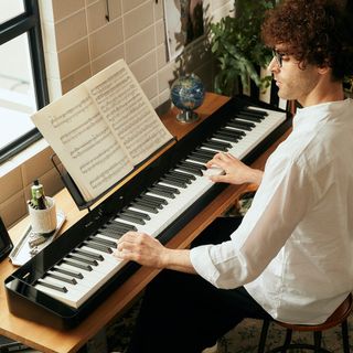（分類：）位於 。 由 lightsonmusic 提交（商品編號 1184917241，圖片 1）。簡介： 。