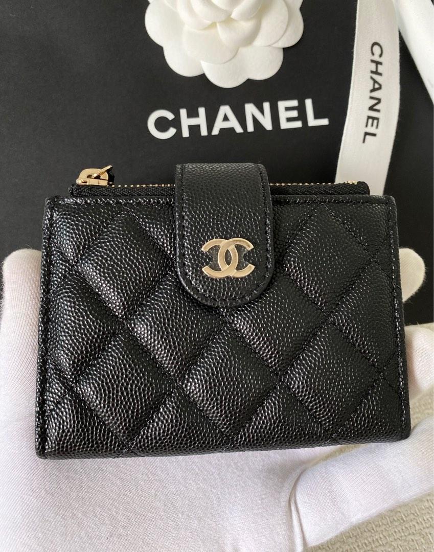 CHANEL Black Caviar Accordion Card Holder On Chain Gold Hardware – AYAINLOVE  CURATED LUXURIES