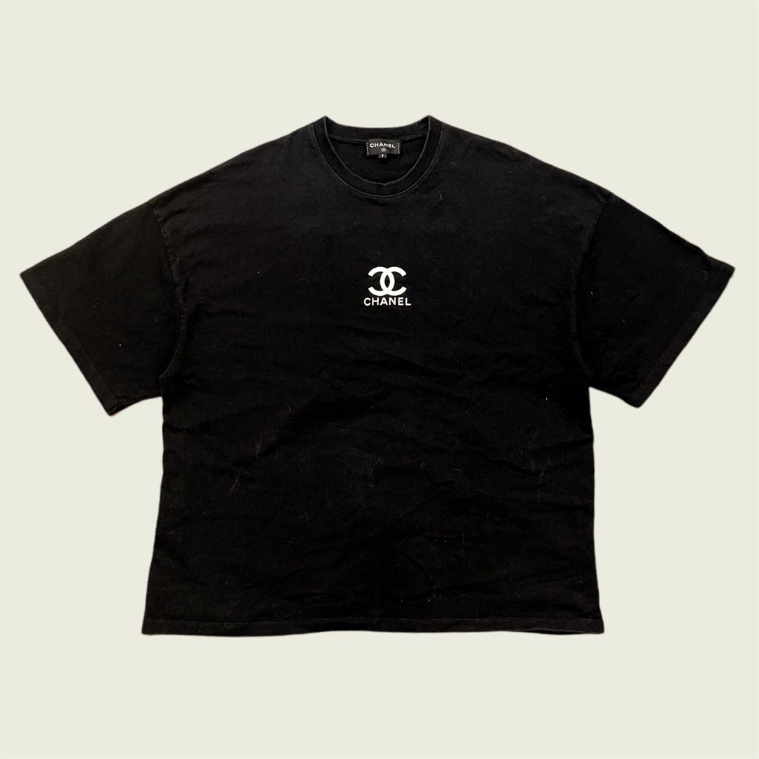Chanel Mid Rubber Logo Heavy Tee (Black), Luxury, Apparel on Carousell
