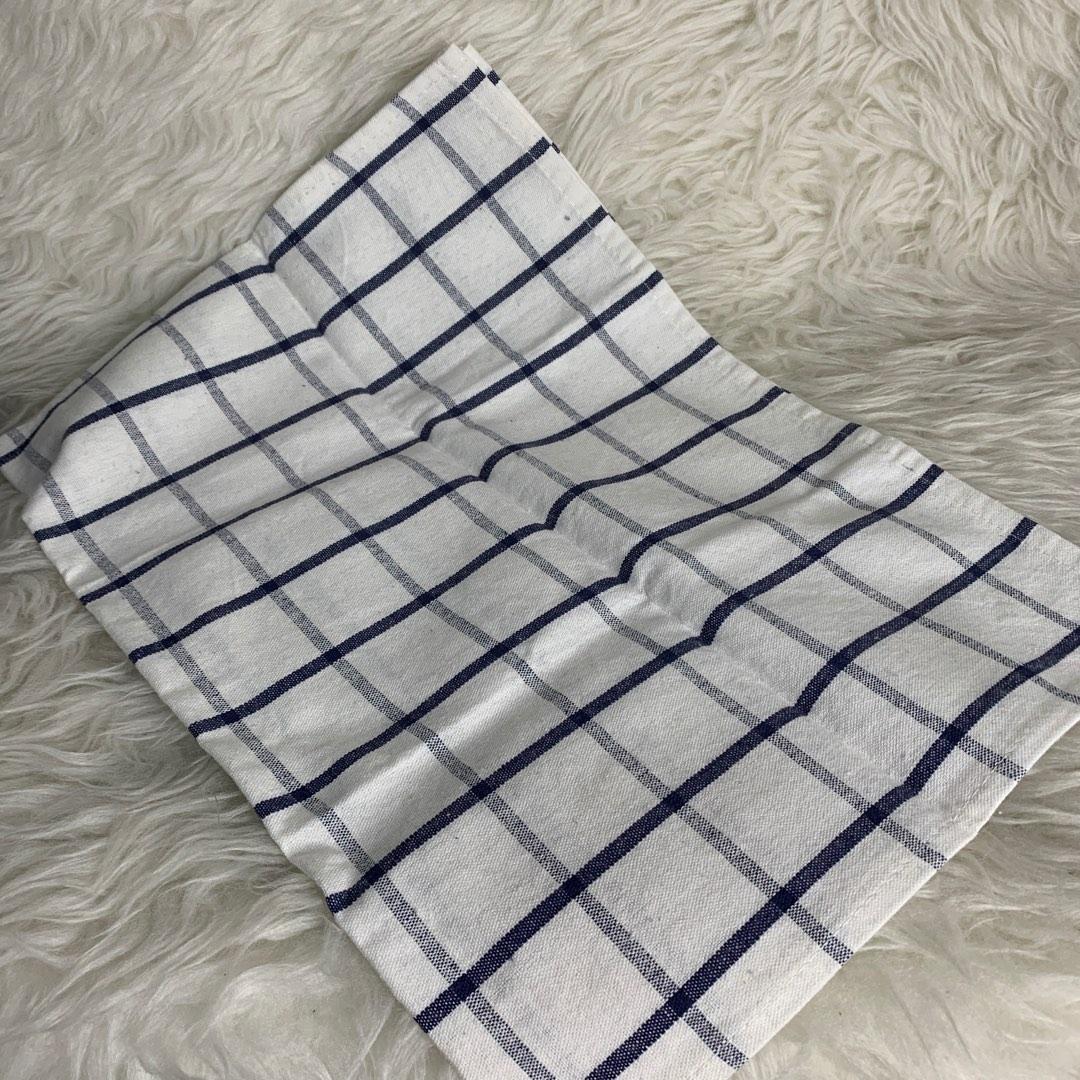 Checkered Mat (blue) (Category: Table Linen & Textiles) located in Santa Rosa. Submitted by beautycaveph (Listing ID 1185008570, Image 3). Description: For free when you purchase items from my page. Used once only as props (photography) Bought for P119 Issue: yellowish stain (as seen in photo).