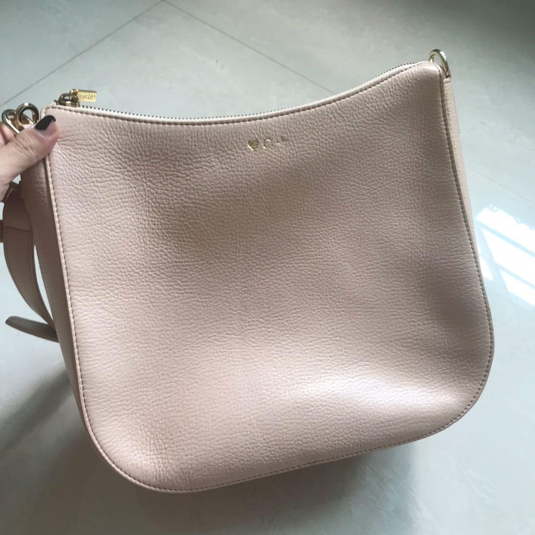 Cuyana small hobo store