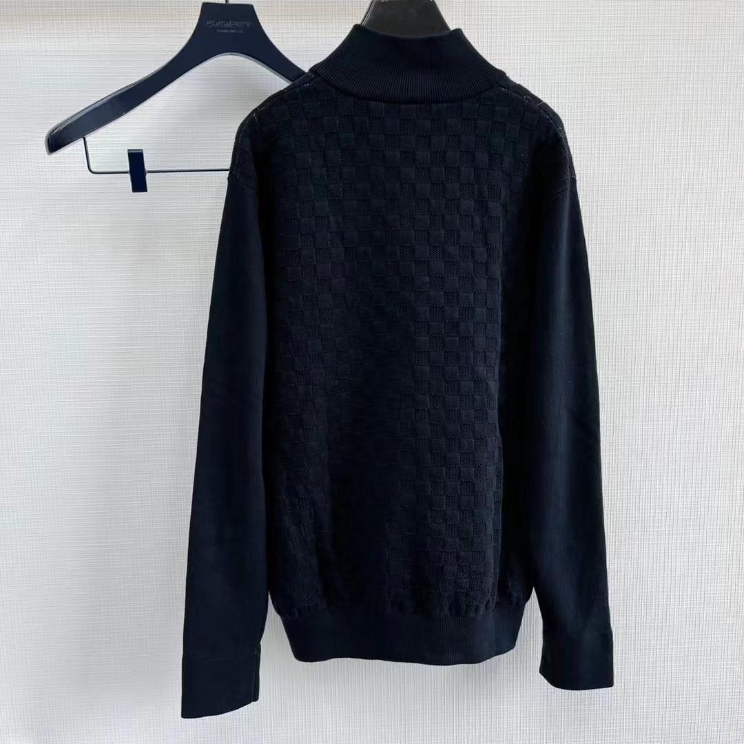 Damier stitch crewneck LV, Men's Fashion, Coats, Jackets and Outerwear on  Carousell