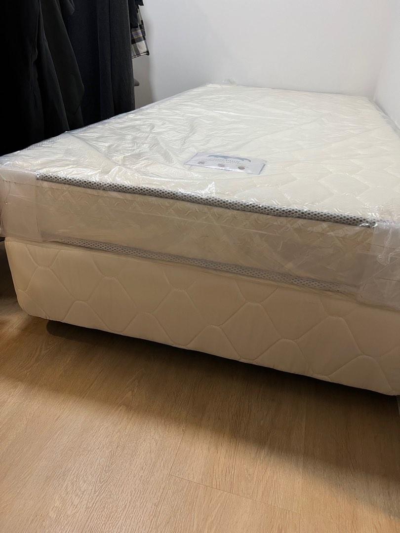 Divan bed outlet second hand