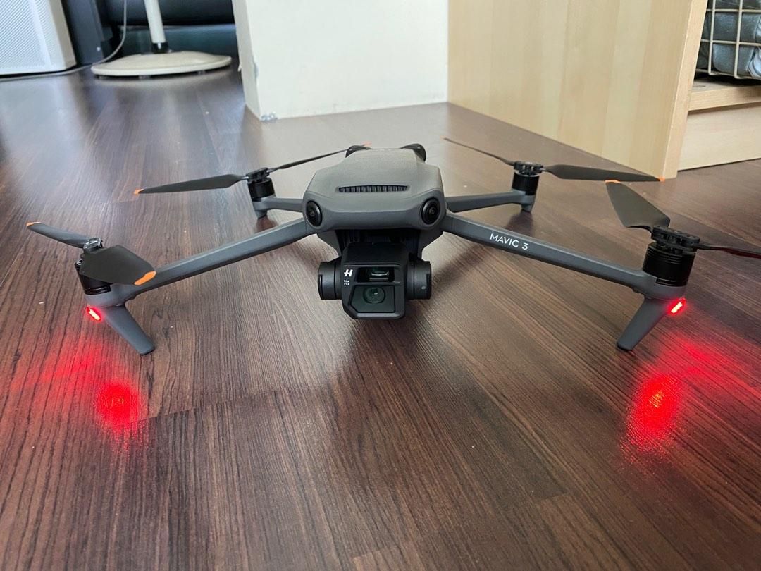 DJI Mavic 3 fly more combo, Photography, Drones on Carousell