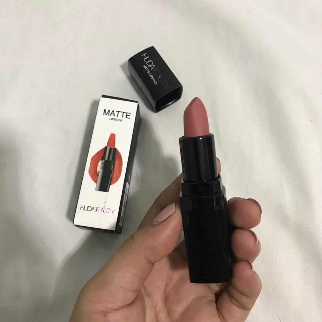 Estee Lauder Lipstick + Huda Beauty Lipstick (Category: Makeup) located in Pagbilao. Submitted by etcetera.co (Listing ID 1185061887, Image 3). Description: 2 sets of Matte Lipstick (1) The Estee Edit by Estee Lauder Mattified Lipstick in the shade "08 Wrapped" (2) Huda Beauty in Powder Pink.