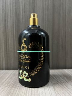 (Category: ) located in . Submitted by perfume_declutter (Listing ID 1184960265, Image 1). Description: .