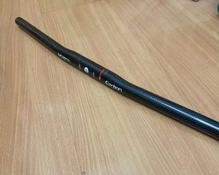 （分類：）位於 。 由 alf2021 提交（商品編號 1185085161，圖片 1）。簡介： 。