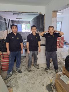 HDB Appointed Renovation Contractor. Licence No.HB 10 5358 G  Collection item 2