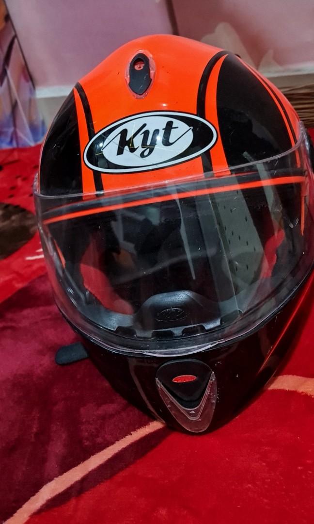 Helem kyt original ya tidak pernah di pakai baru, Aksesoris Mobil di