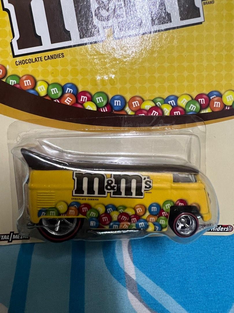 HotWheels M&M DragBus Drag Bus, Hobbies & Toys, Toys & Games on
