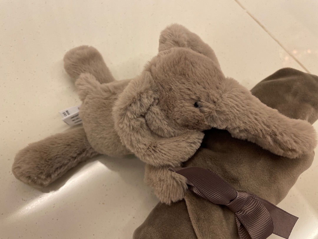 Jellycat elephant comforter online