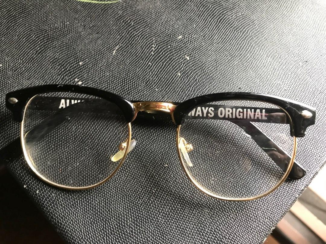 KFC Colonel Sanders Glasses Rare collectible spectacles, Men's Fashion