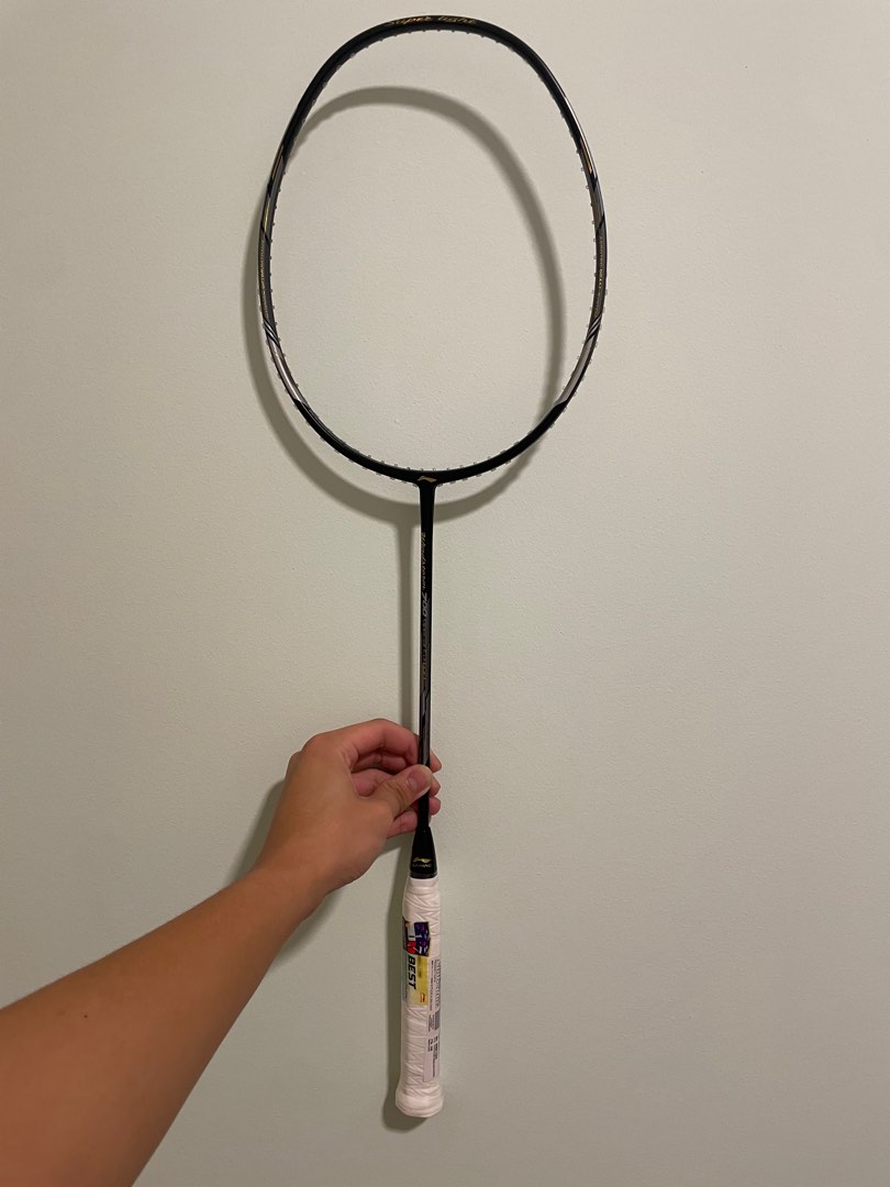 Lining windstorm 700 special edition, Sports Equipment, Sports & Games