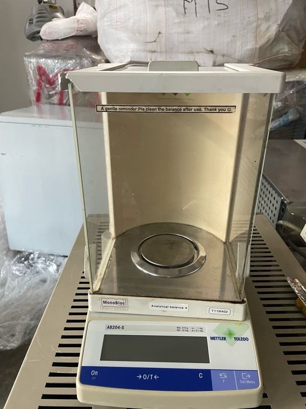 Mettler Toledo AB204S Analytical weighing scale balance, Health