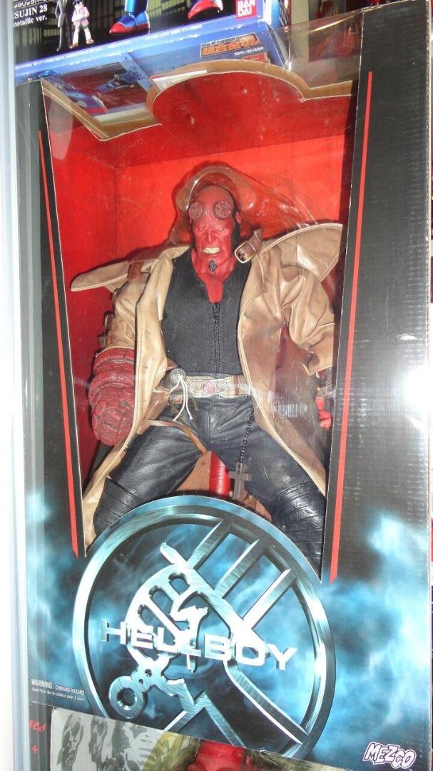 Hellboy 18 inch action figure hotsell