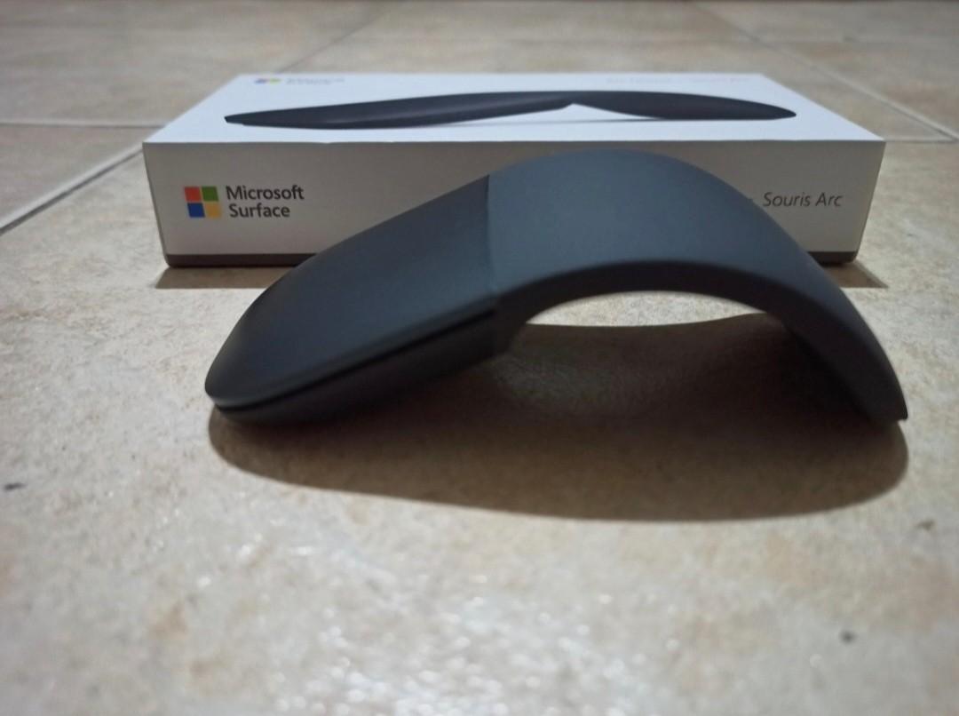 Microsoft Arc Mouse (Category: Cables & Adaptors) located in Manila. Submitted by shopperzzzzz (Listing ID 1184921197, Image 3). Description: Brandnew sealed Microsoft Surface Arc Mouse SAMPLE PHOTOS ONLY I WILL GIVE YOU SEALED ITEM 😊.