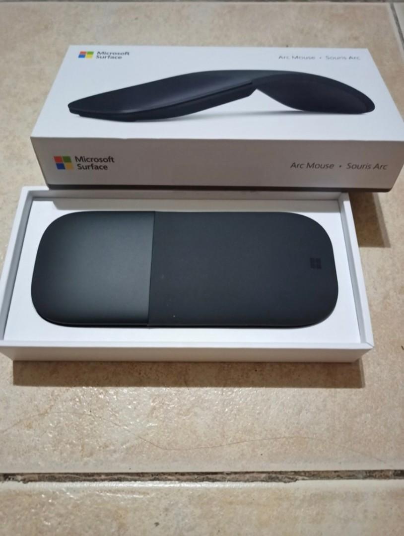 Microsoft Arc Mouse (Category: Cables & Adaptors) located in Manila. Submitted by shopperzzzzz (Listing ID 1184921197, Image 2). Description: Brandnew sealed Microsoft Surface Arc Mouse SAMPLE PHOTOS ONLY I WILL GIVE YOU SEALED ITEM 😊.