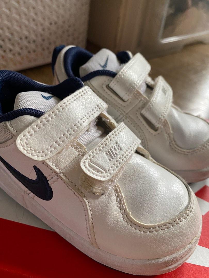 childrens nike trainers