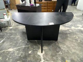 Office Desk Half Circle Table Black Colour / Meja Pejabat Meja Separuh Bulatan Warna Hitam