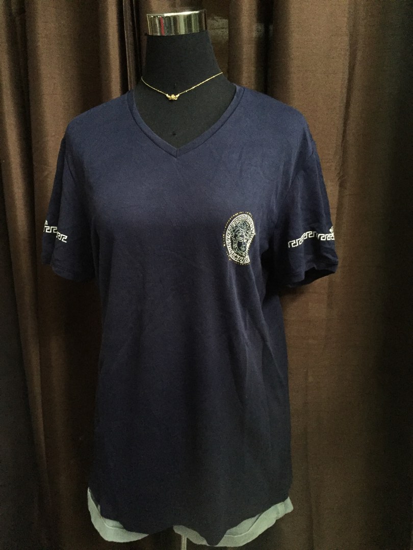 Oversized navy blue tee, Women's Fashion, Tops, Shirts on Carousell