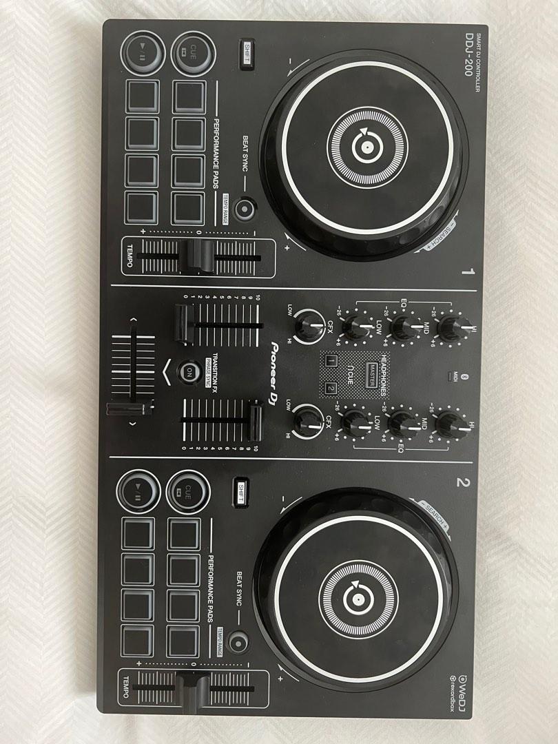 Pioneer DJ DDJ200 Controller, with official case., Hobbies & Toys