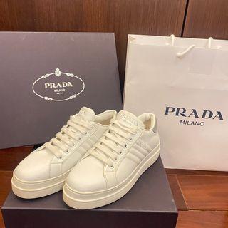 Prada小白鞋