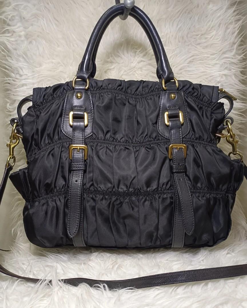 Prada gaufre crossbody store