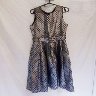 Rachel Riley Brand 12-14 years old for Teen Polka Dots & Bow Gray and Black Knee Length Gown Dress

UK SIZE 12 y/o - Small Teen