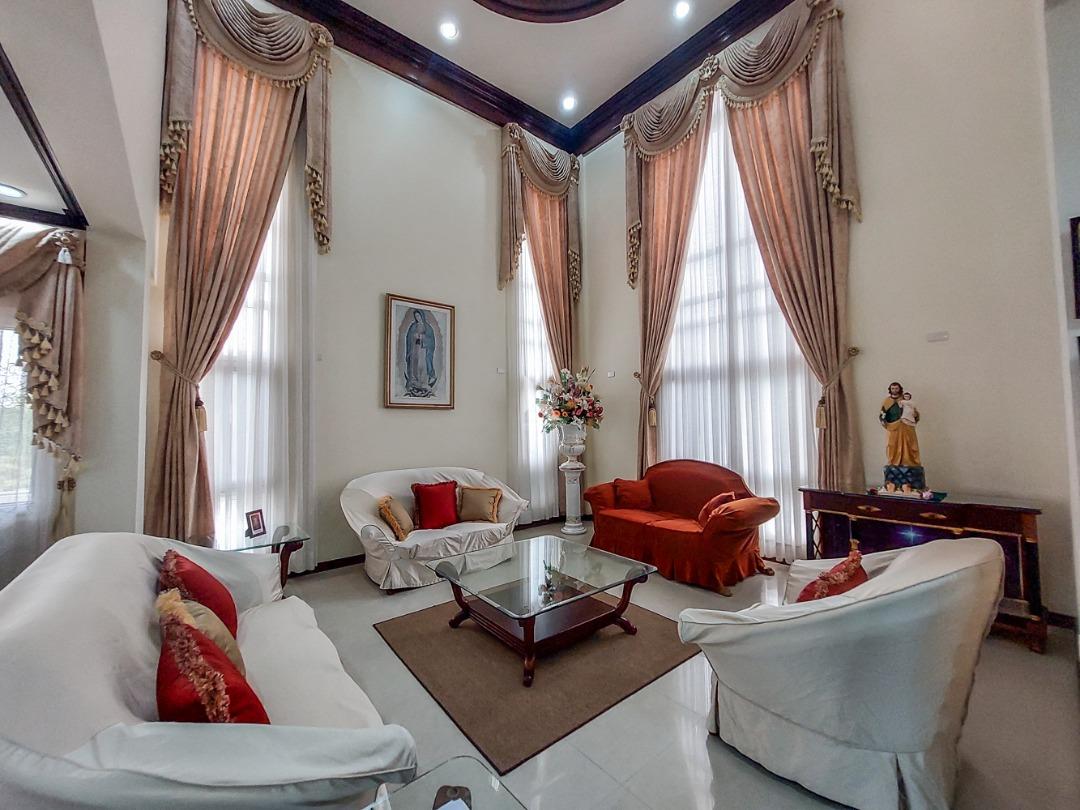 RC 7BR House for sale in Ayala Greenfields Calamba Laguna compare