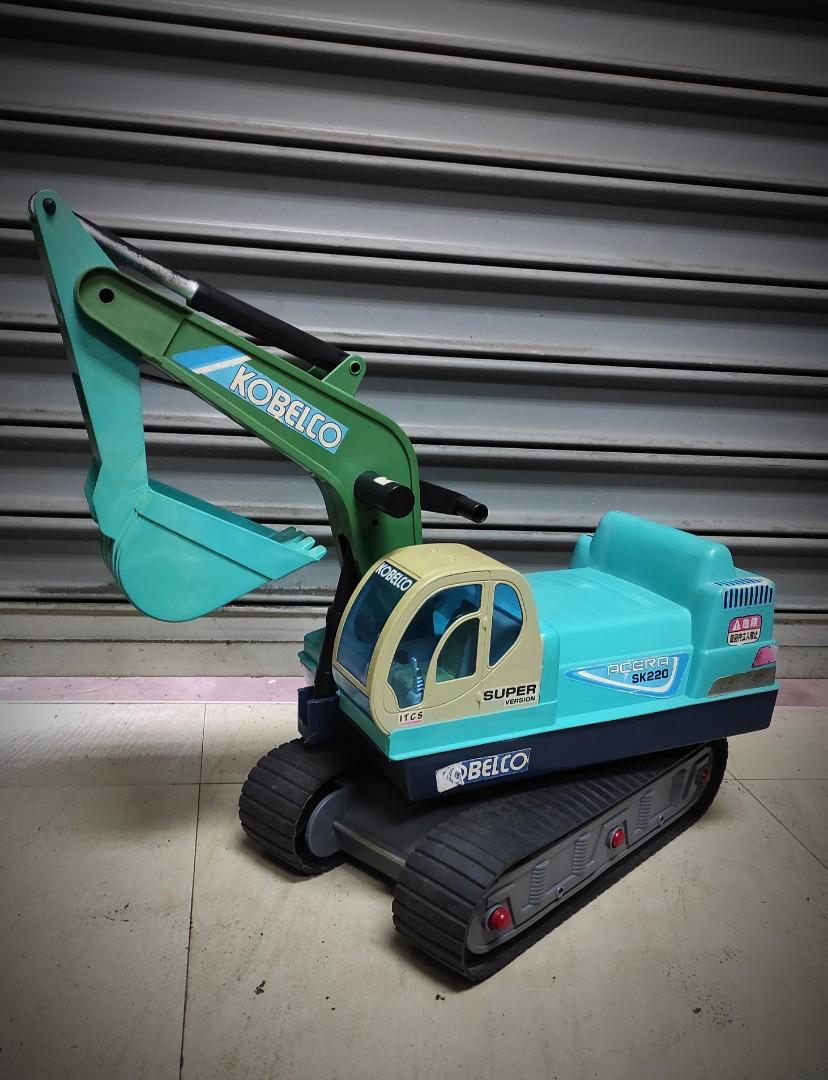 Realistic Vintage Kobelco Ride on Excavator, Hobbies & Toys, Toys