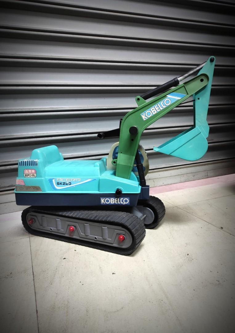 Realistic Vintage Kobelco Ride on Excavator, Hobbies & Toys, Toys