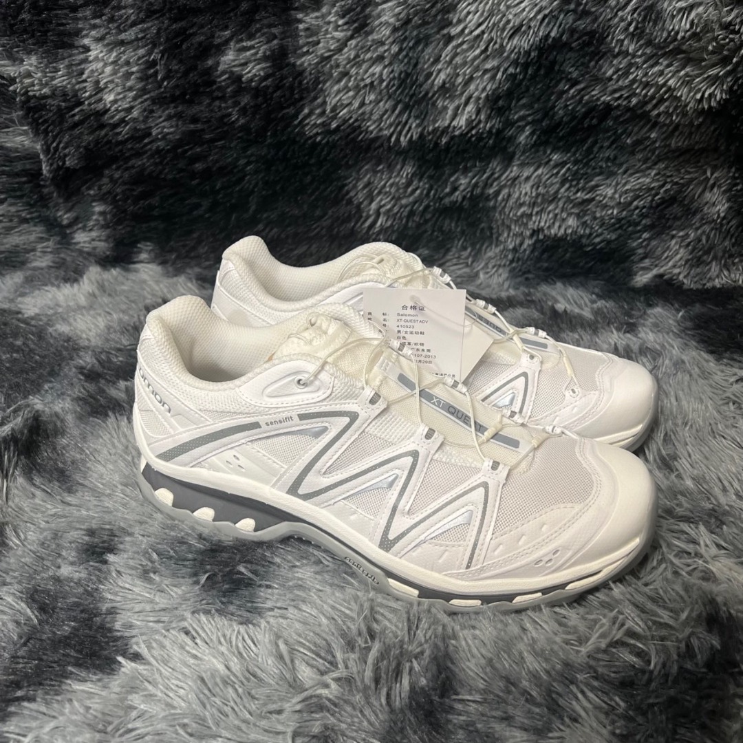 Salomon XT Quest Advanced off road Machine shoes in white for both