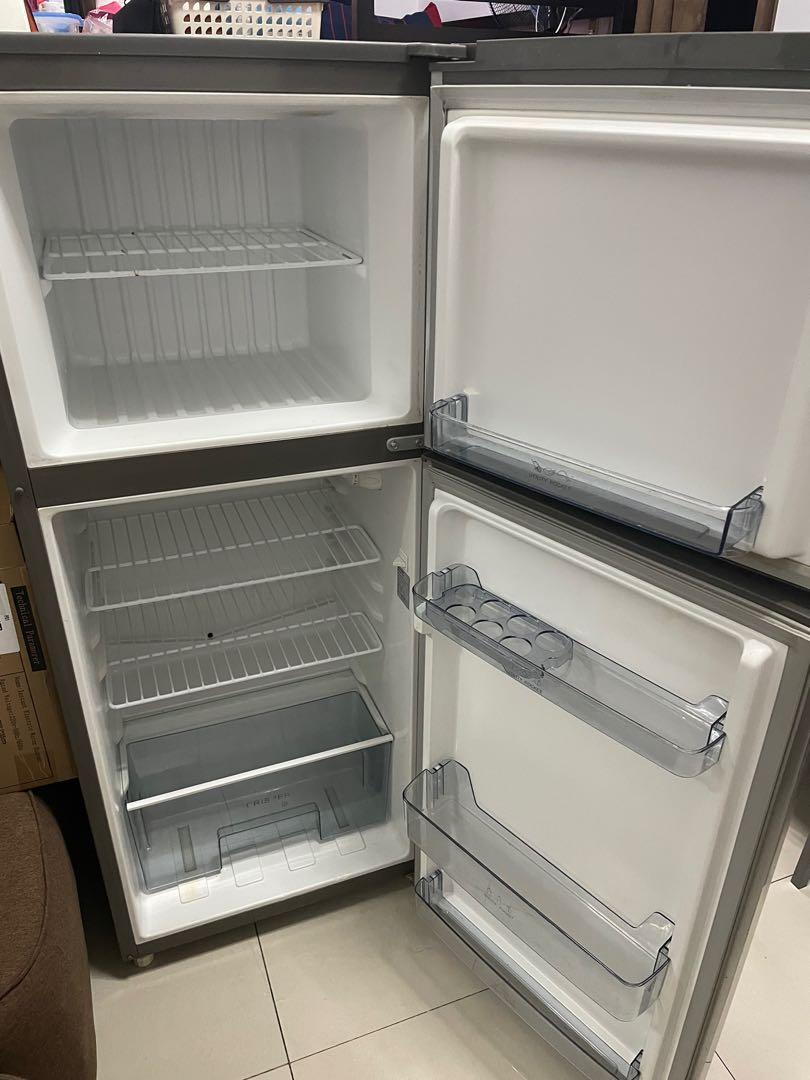 Sharp Refrigerator (Category: Refrigerators and Freezers) located in Paranaque City. Submitted by johnsclutter (Listing ID 1185086337, Image 3). Description: Well used refrigerator. RFS: Bought a bigger one already..