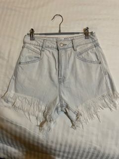 (Category: ) located in . Submitted by dlboutique (Listing ID 1185059134, Image 1). Description: .