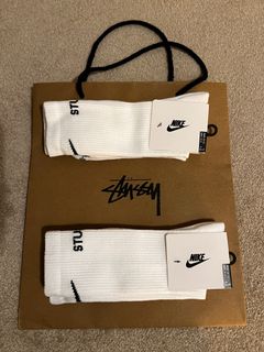 （分類：）位於 。 由 akadollarsign 提交（商品編號 1185089357，圖片 1）。簡介： 。