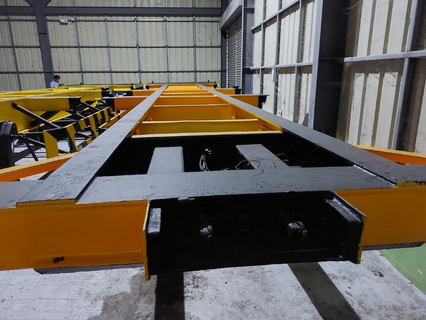 Trailer container Chassis skeleton tri axle (Category: Heavy Vehicles) located in Manila. Submitted by samansubic (Listing ID 1185019650, Image 3). Description: Guarantee not used in philippines original Japan Surplus Trucks. Quality lower prices NCR documents Quality japan trucks Heavy Equipments We provide all Quality and low prices guarantee Cash or bank financing Dump Trucks/Dropside 6/8/10/12 wheelers Dropside with Crane Wing Van 6/8/10/12 w