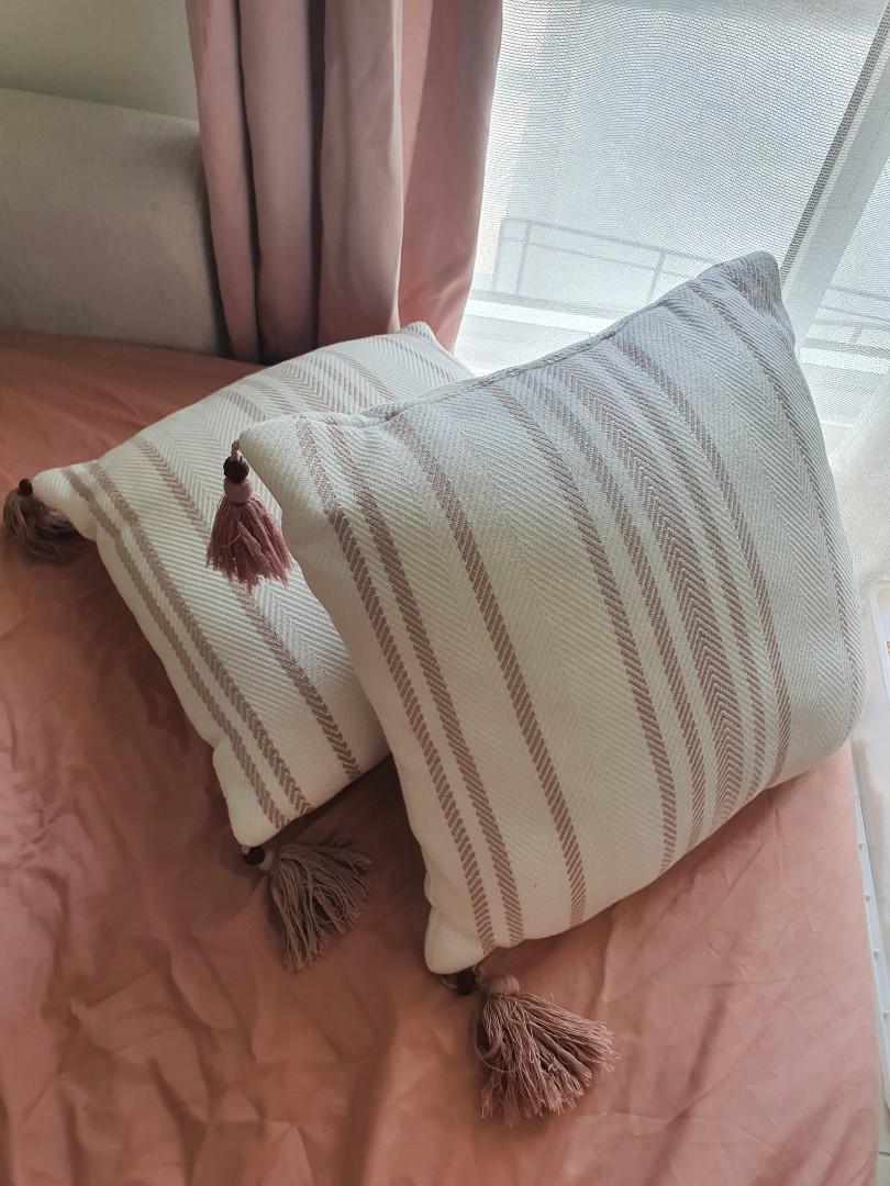 Target pink pillows hotsell