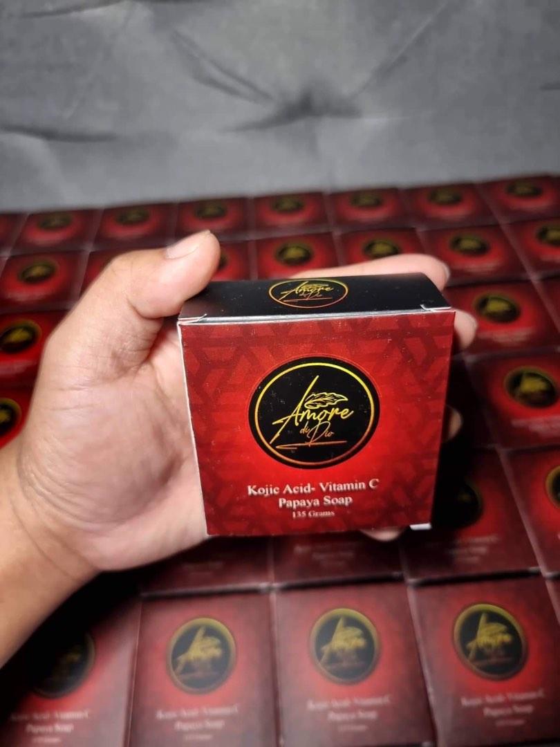 Whitening Soap (Category: Bath) located in Makati City. Submitted by gelly_bee (Listing ID 1185031913, Image 2). Description: Whitening Soap.