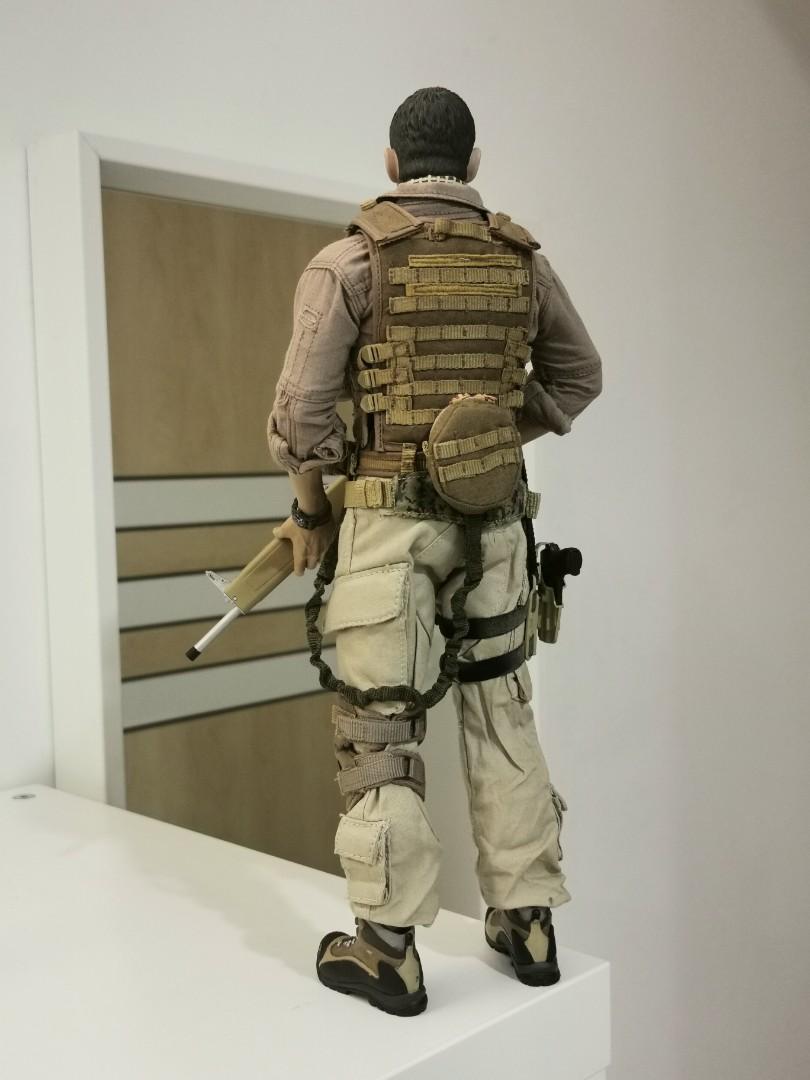 WTS 1/6 Scale Custom Military Figure / Royce Predators (Hot Toys