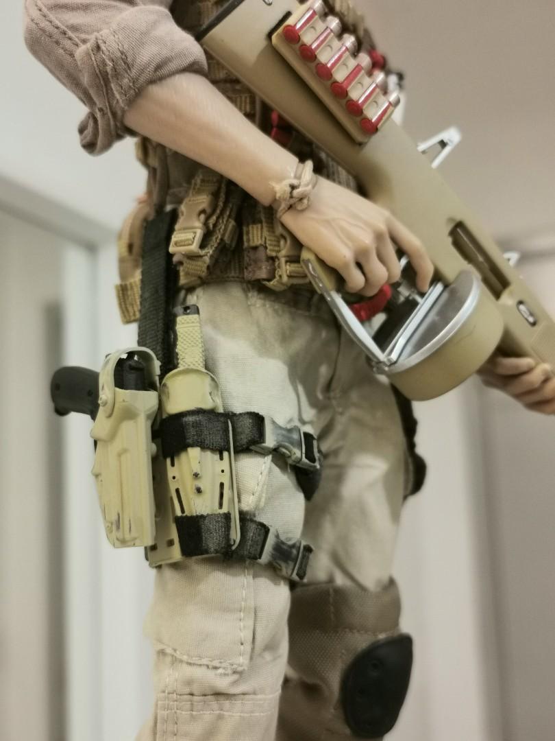 WTS 1/6 Scale Custom Military Figure / Royce Predators (Hot Toys