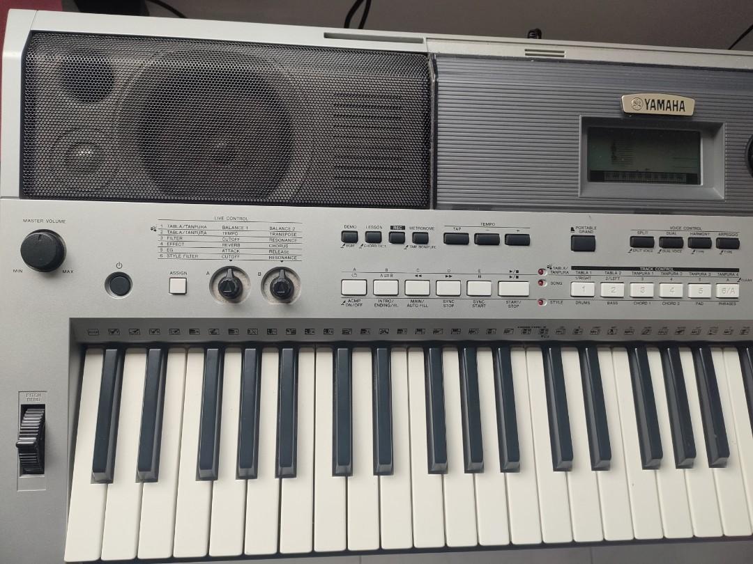 Yamaha PSR i 455. With Tabla features
