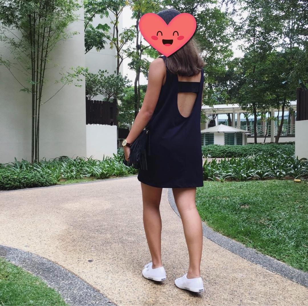 Young Hungry Free Navy Blue Low Back Shift Dress Size M Women s