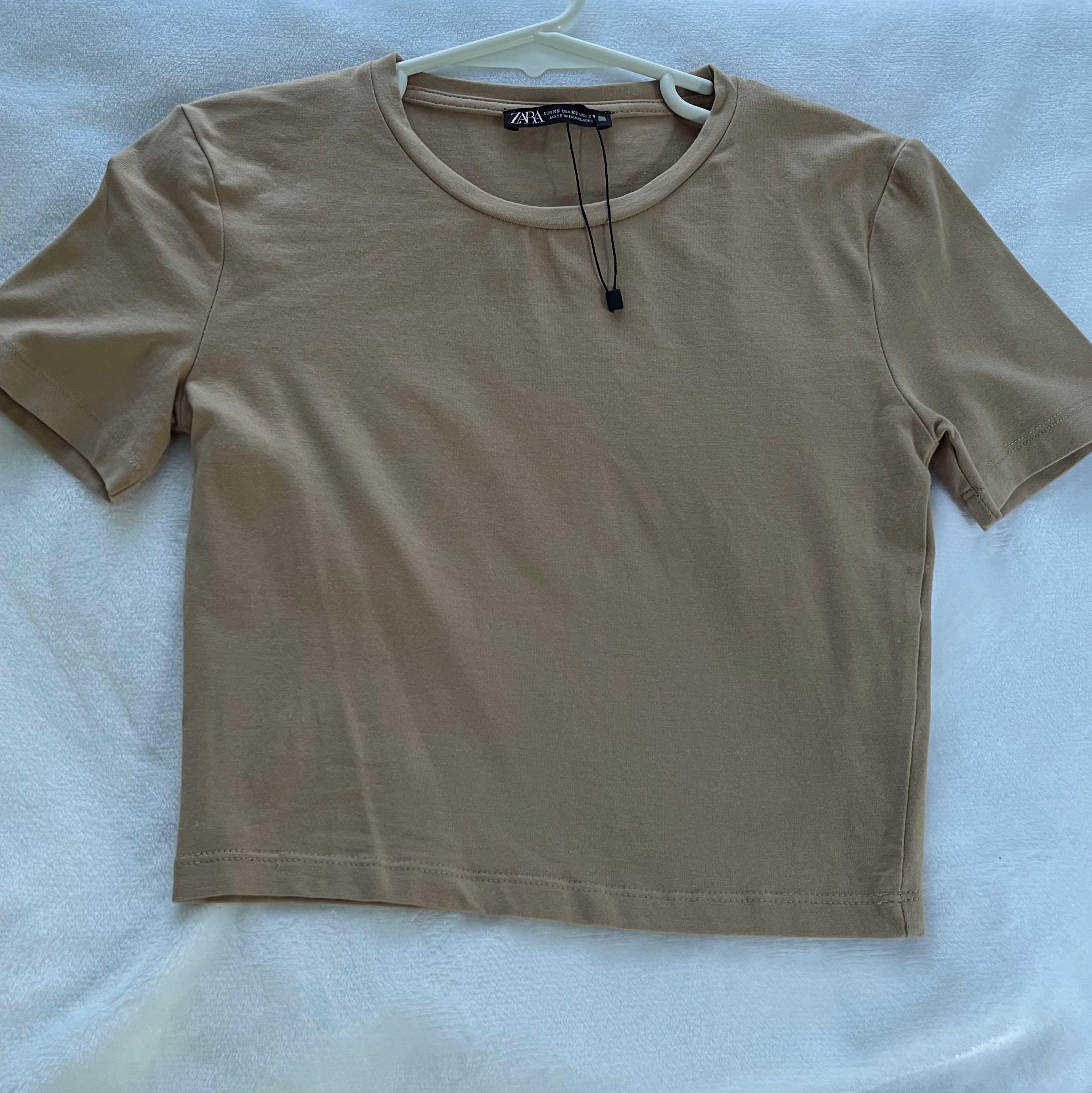 Zara Cropped Tshirt, Women's Fashion, Tops, Shirts on Carousell