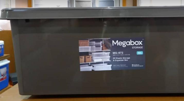 50L & 55L Megaboxes (Category: Storage Boxes & Baskets) located in Quezon City. Submitted by uno_store (Listing ID 1185139071, Image 2). Description: 50L & 55L Megaboxes 100% authentic Megaboxes durable available in 50L P 585 brown 55L P 685 dark brown PM for details and deliveries po +639669963543 .