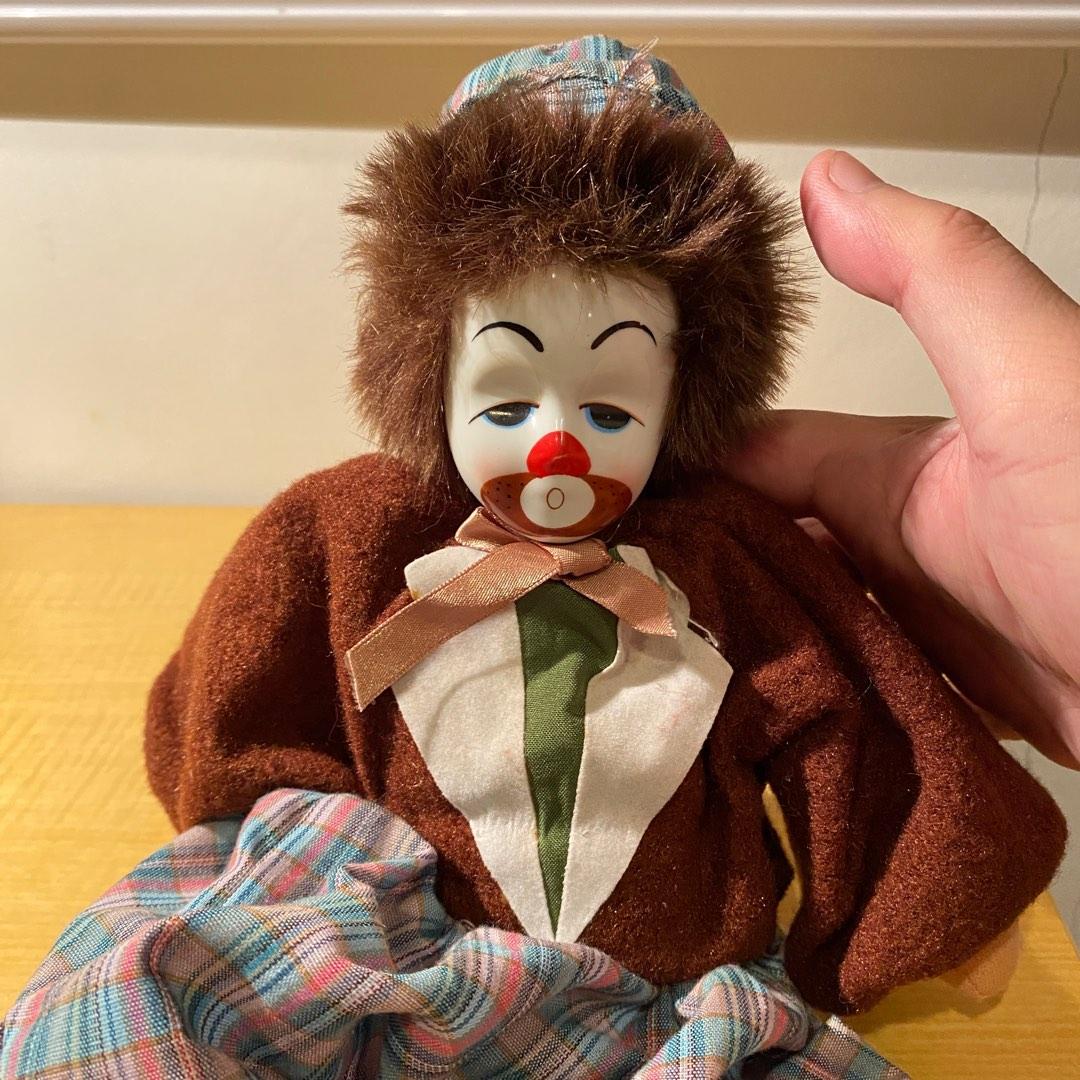 ARTMARK Classic Clown Doll Porcelain Head Hobbies Toys Toys