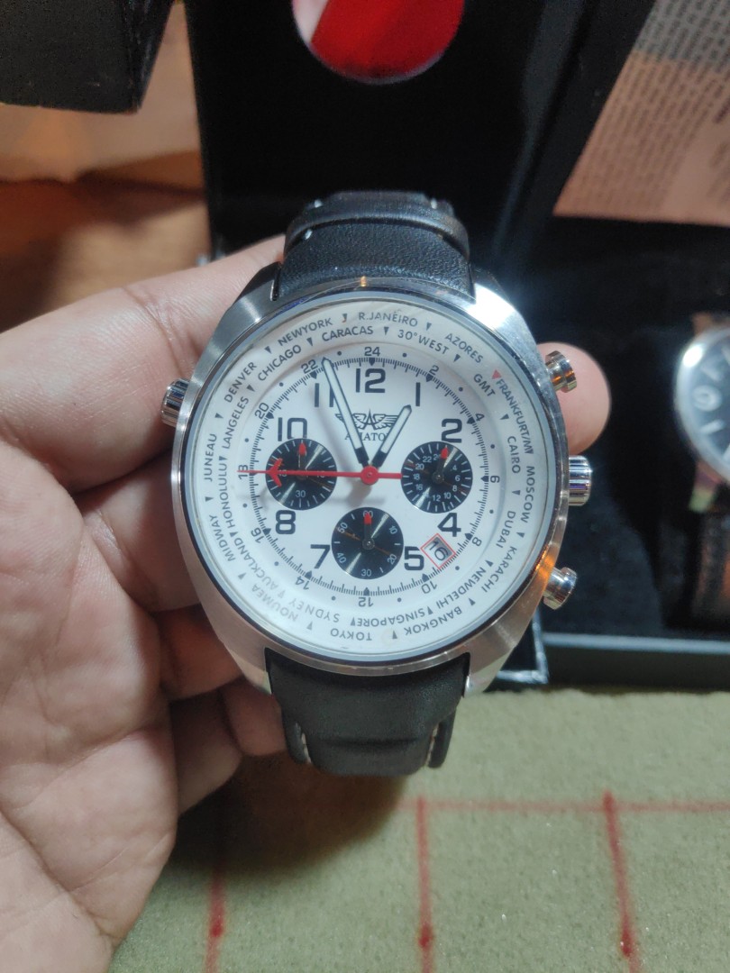 Aviator best sale avw5839g4 price