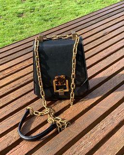 Charles & Keith