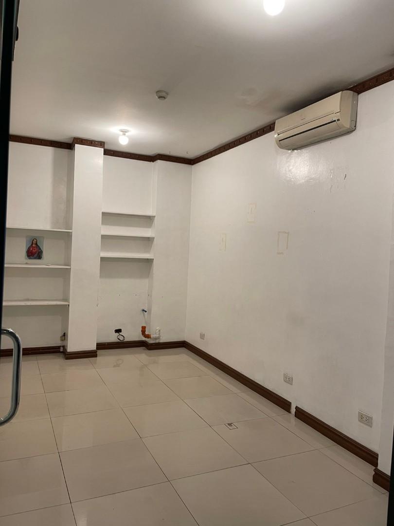 Commercial Space at Barangay Kapitolyo Pasig, Property, Rentals, Commercial on Carousell