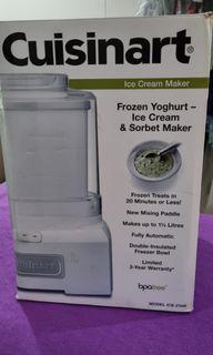 Cuisinart ice cream maker
Brand new never used
Damaged box
5k only
Retails 7k in abensons
Makati location