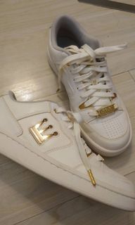 由 952613 (刊登 ID 1185111804，圖片 1) 提交，位於 的 (類別：)，說明：。